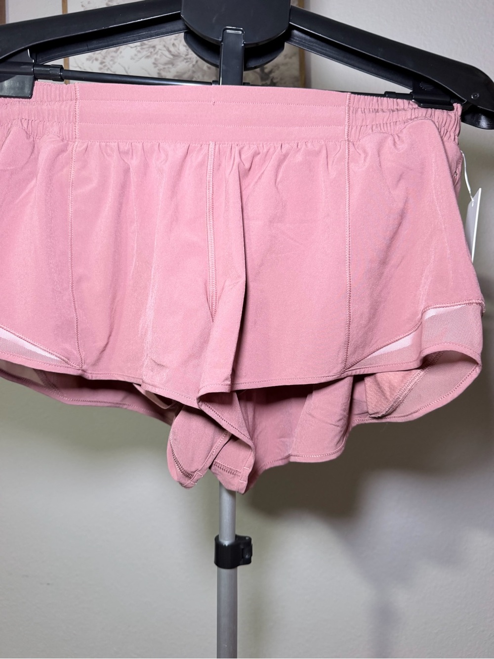 Women's Pink Lululemon hottie hots Shorts - Lightweight Activewear